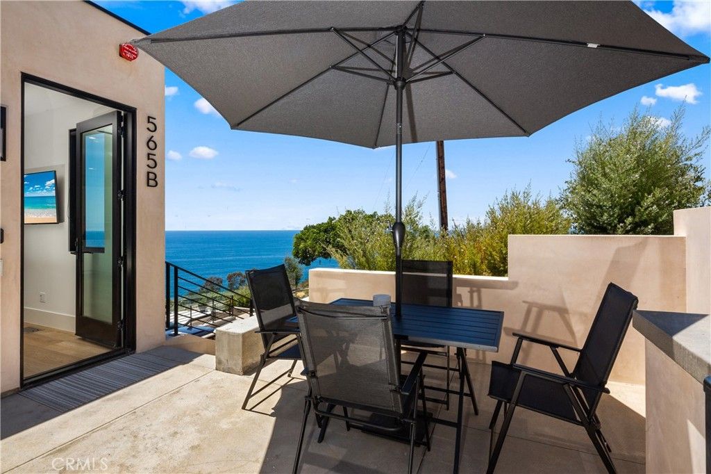 565 B Fern Street B, Laguna Beach, CA 92651