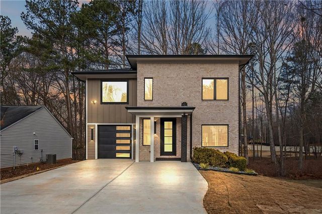 744 Crystal Bay Road, Villa Rica, GA 30180