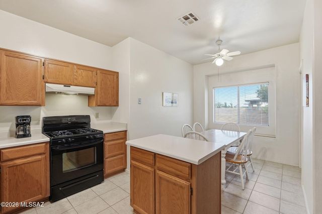 430 W Rio Sinaloa, Green Valley, AZ 85614