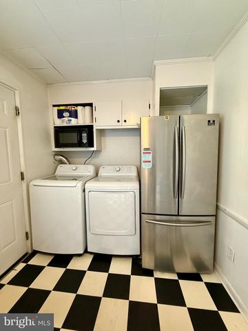 220 N BRADFORD ST, Dover, DE 19904