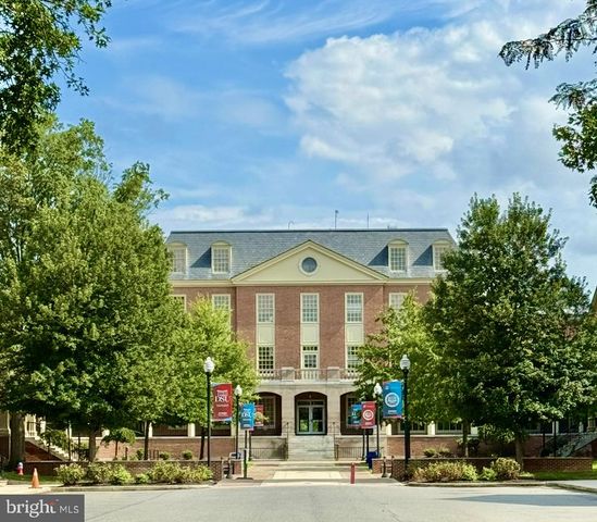 220 N BRADFORD ST, Dover, DE 19904