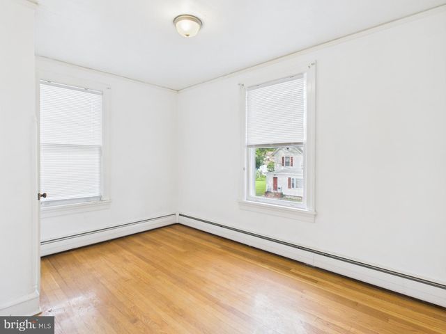 220 N BRADFORD ST, Dover, DE 19904