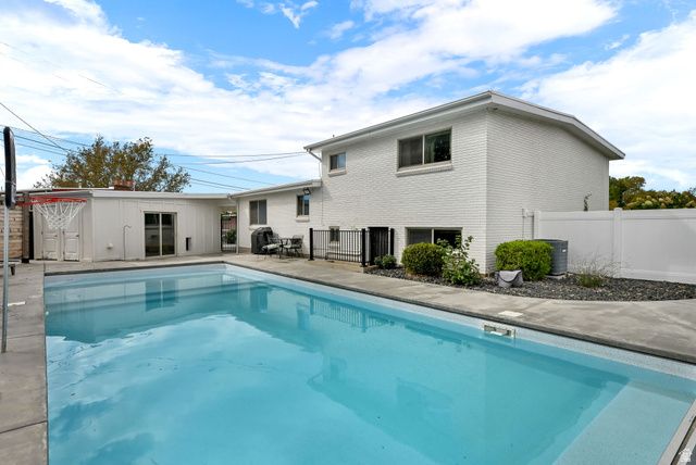 5340 S 800 E, Ogden, UT 84405