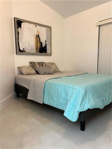 6354 Buena Vista Dr, Margate, FL 33063