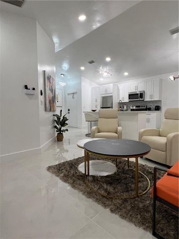 6354 Buena Vista Dr, Margate, FL 33063