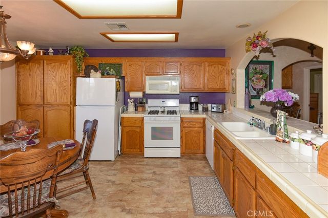 26613 Cumberland Lane, Helendale, CA 92342