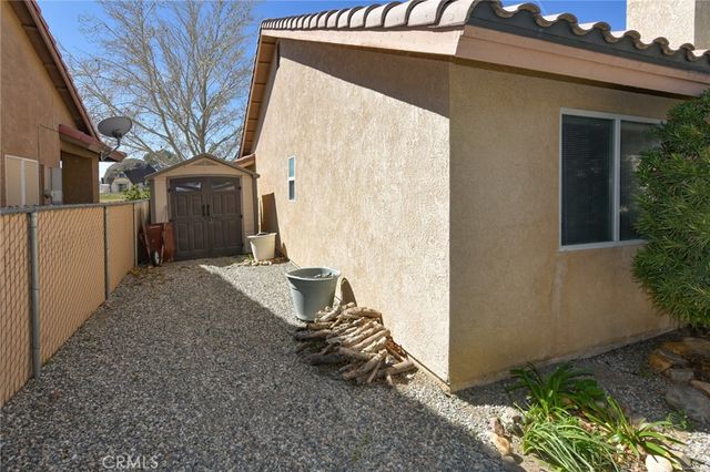 26613 Cumberland Lane, Helendale, CA 92342