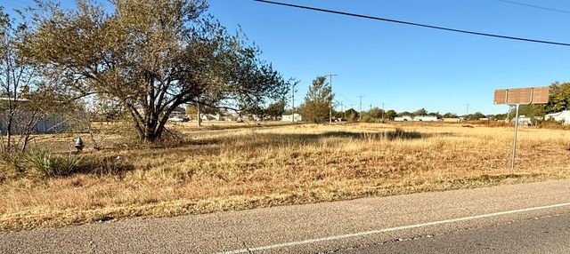 2287 E 48th Street, Lubbock, TX 79404