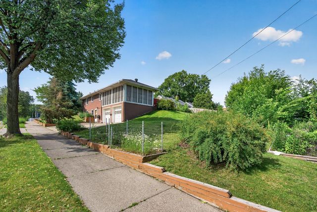 2600 W 60th Street, Minneapolis, MN 55410