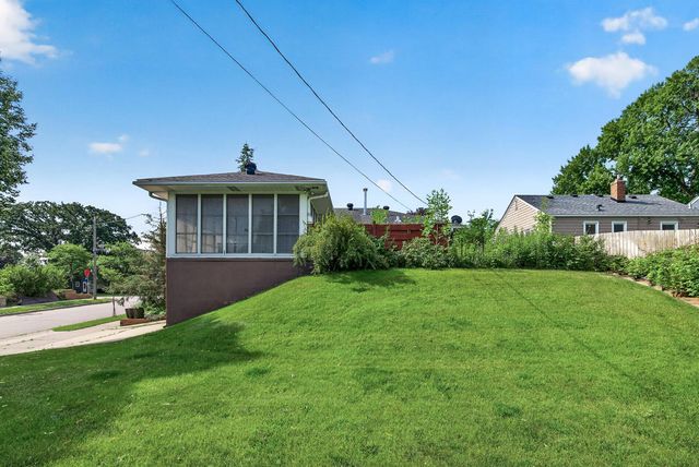 2600 W 60th Street, Minneapolis, MN 55410