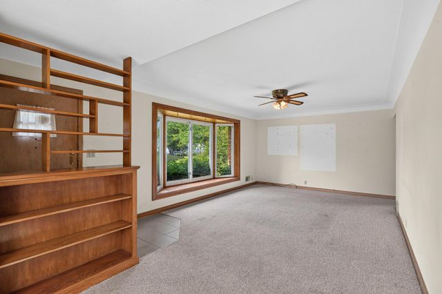 2600 W 60th Street, Minneapolis, MN 55410