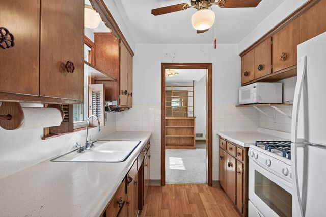 2600 W 60th Street, Minneapolis, MN 55410