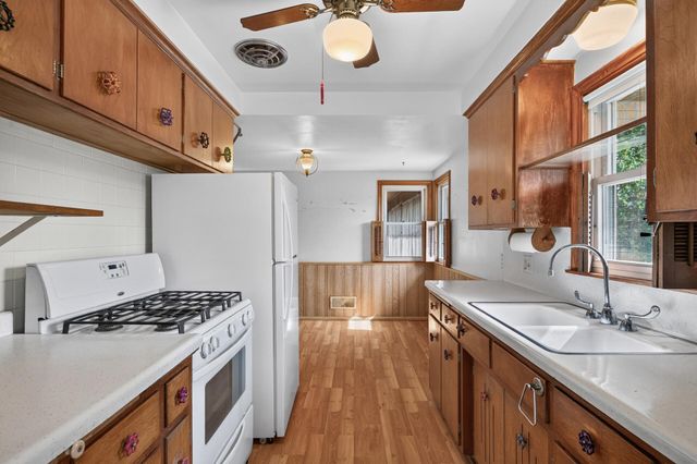 2600 W 60th Street, Minneapolis, MN 55410