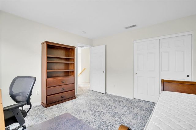 2889 Plaza Del Amo, Torrance, CA 90503