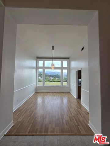 24932 Normans Way, Calabasas, CA 91302