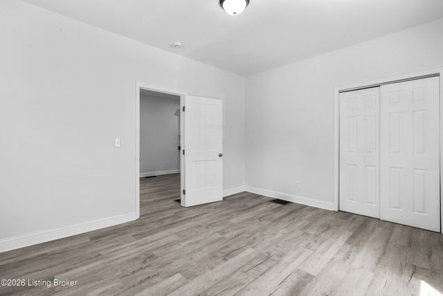 3703 Kahlert Ave, Louisville, KY 40215