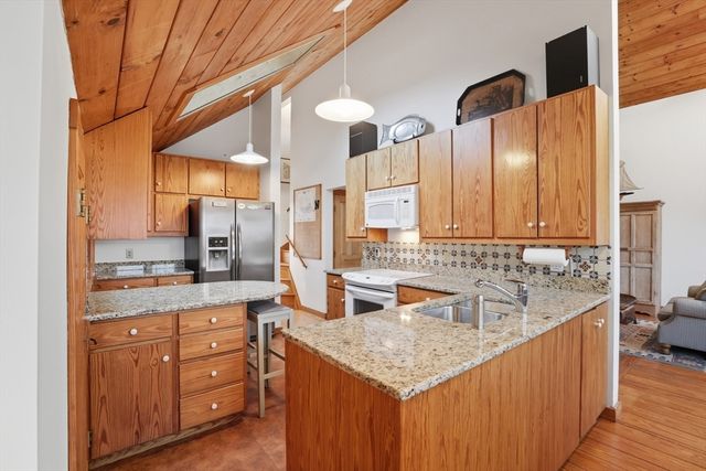 17 Pond View Drive, Nantucket, MA 02564