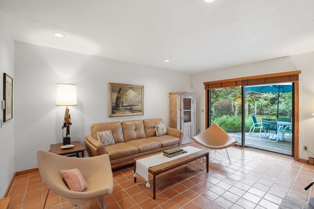 17 Pond View Drive, Nantucket, MA 02564