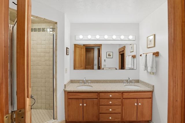 17 Pond View Drive, Nantucket, MA 02564