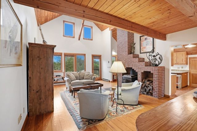 17 Pond View Drive, Nantucket, MA 02564