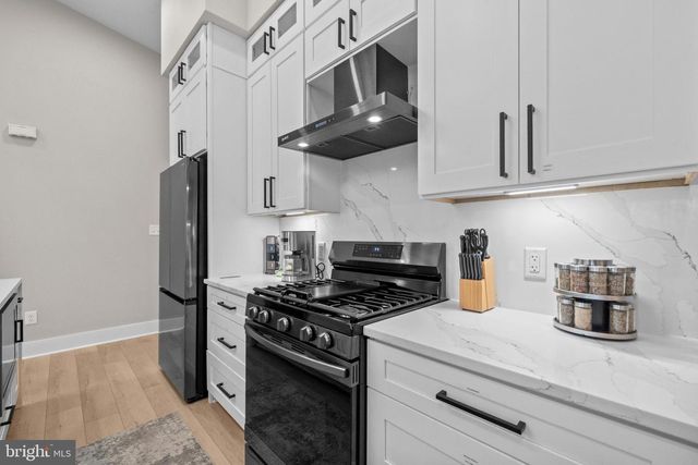 13549 HANGING ROCK LN, Lovettsville, VA 20180