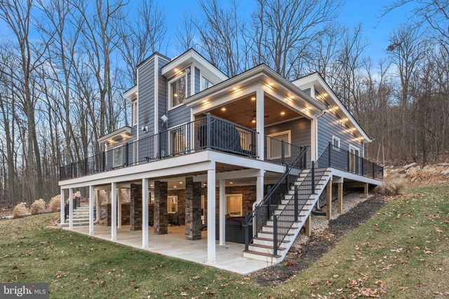 13549 HANGING ROCK LN, Lovettsville, VA 20180