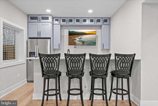 13549 HANGING ROCK LN, Lovettsville, VA 20180