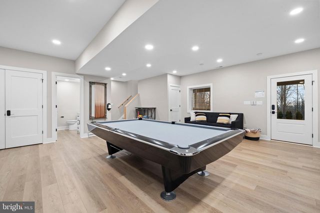 13549 HANGING ROCK LN, Lovettsville, VA 20180