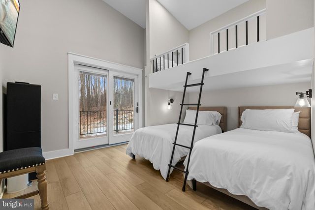 13549 HANGING ROCK LN, Lovettsville, VA 20180