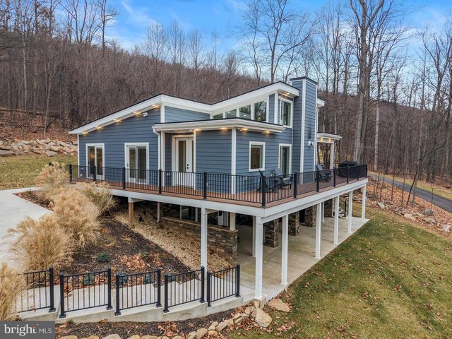 13549 HANGING ROCK LN, Lovettsville, VA 20180