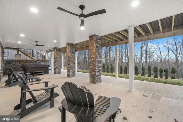 13549 HANGING ROCK LN, Lovettsville, VA 20180