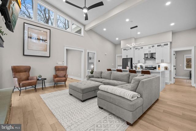 13549 HANGING ROCK LN, Lovettsville, VA 20180