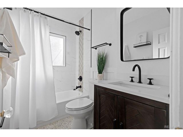 4590 S Sherman St, Englewood, CO 80113