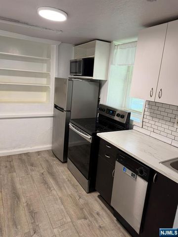 1283 Valley Road 7, Montclair, NJ 07043