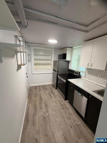1283 Valley Road 7, Montclair, NJ 07043