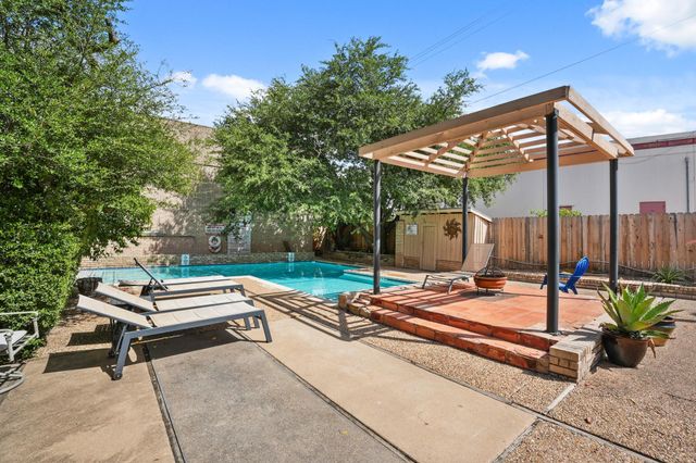 2600 Penny LN 115, Austin, TX 78757