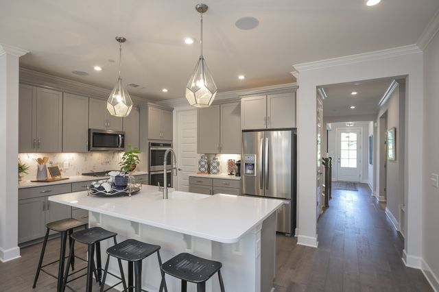 703 Delta Circle, Mount Juliet, TN 37122