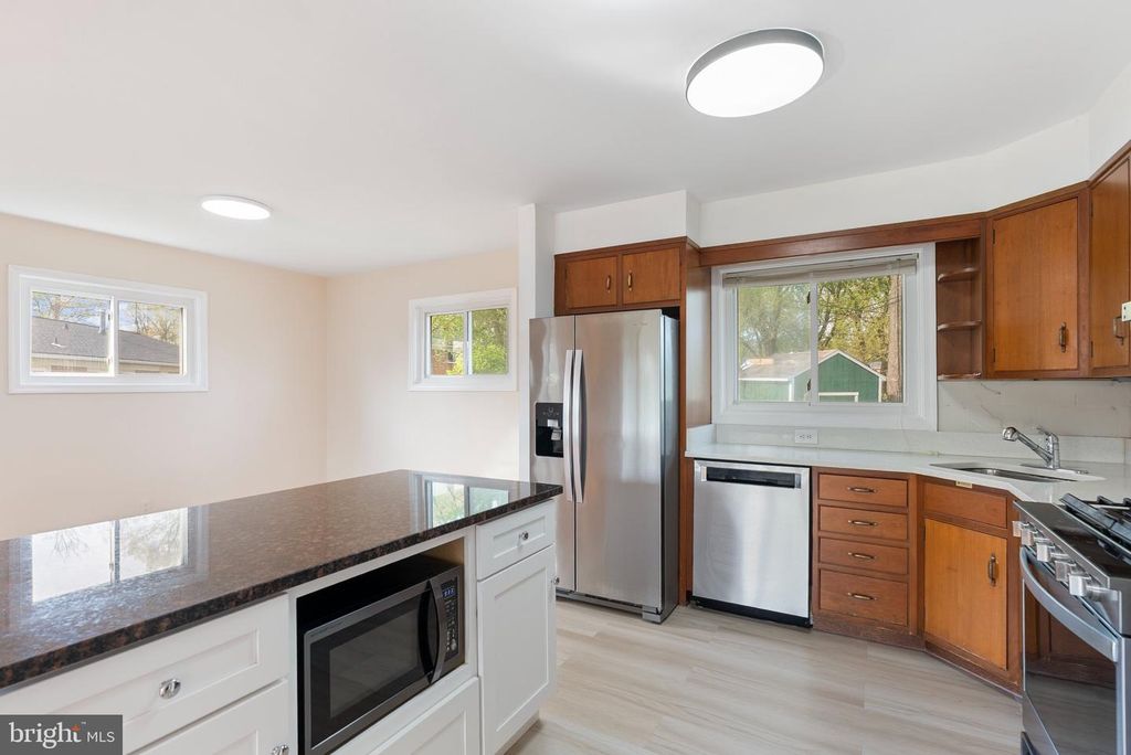 Image 17 of property listing at 1502 MELTON RD, Lutherville Timonium, MD 21093