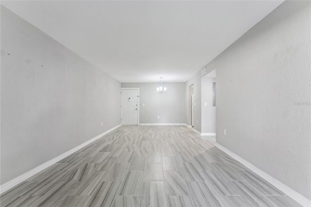 950 LAKE DESTINY ROAD B, Altamonte Springs, FL 32714