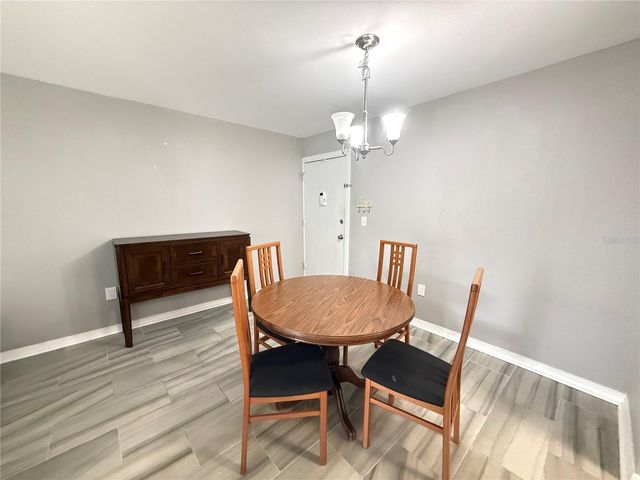 950 LAKE DESTINY ROAD B, Altamonte Springs, FL 32714