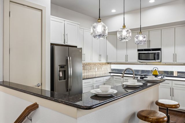3003 Douglas Avenue 29, Dallas, TX 75219
