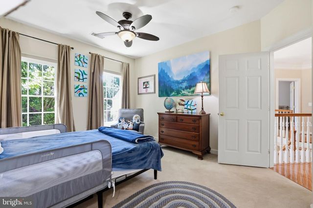 5767 BUSH HILL DR, Alexandria, VA 22310