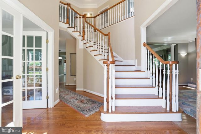 5767 BUSH HILL DR, Alexandria, VA 22310