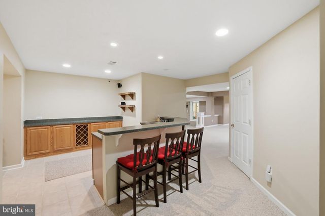 5767 BUSH HILL DR, Alexandria, VA 22310