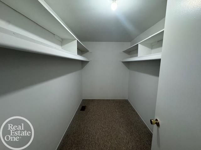 953 Kirts Boulevard, Troy, MI 48084