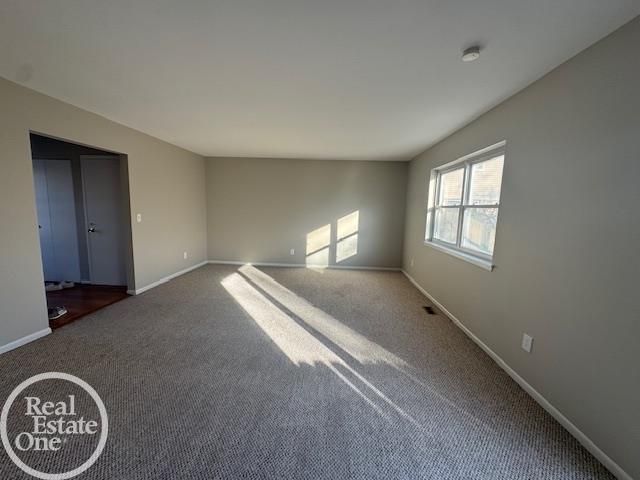 953 Kirts Boulevard, Troy, MI 48084