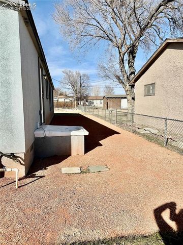 2501 9th Street, Pueblo, CO 81001