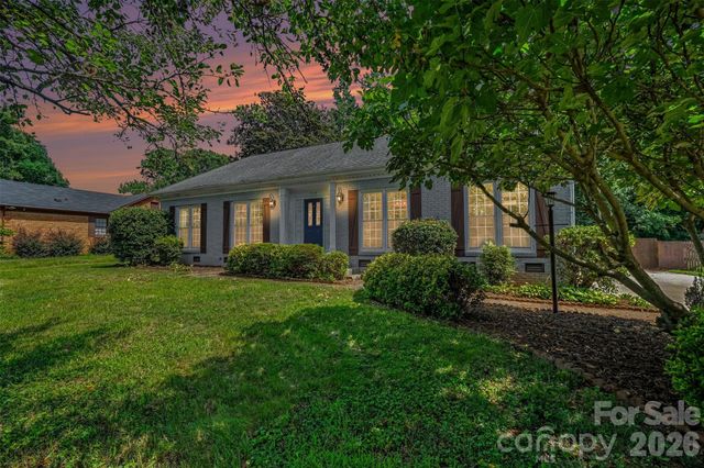 5734 Faulconbridge Road, Charlotte, NC 28227