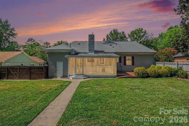5734 Faulconbridge Road, Charlotte, NC 28227