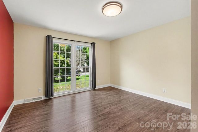 5734 Faulconbridge Road, Charlotte, NC 28227